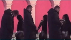 MAJA I JANJUŠ SE OSAMILI, PA NASTAVILI PO STAROM Molio da pipne njenu silikonsku zadnjicu, a svi primetili jednu stvar!