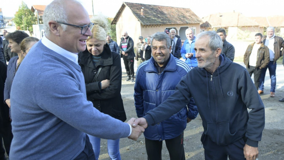 VESIĆ POSETIO ŽITORAĐU: Za infrastrukturne radove u Topličkom okrugu ove godine preko 680 miliona dinara