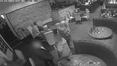 KAMERE U RESTORANU SNIMILE PENZIONERE PREVARANTE Rekli su da jelo nije dobro kuvano, naručilo još jedno piće, a onda... ŠOK