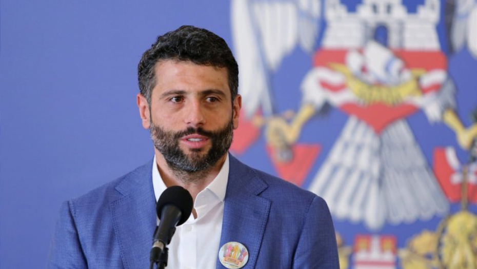 "ŽELIM DA VAM ISKAŽEM POŠTOVANJE" Šapić: Iskustvo najstarijih sugrađana je važan društveni resurs