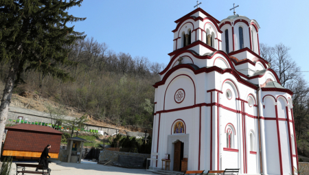 OVE MOLITVE ZA ZDRAVLJE MORA SVAKI VERNIK DA ZNA! Veruje se da ove reči donose MIR duši, verujući JEDNU stvar moraju da učine!