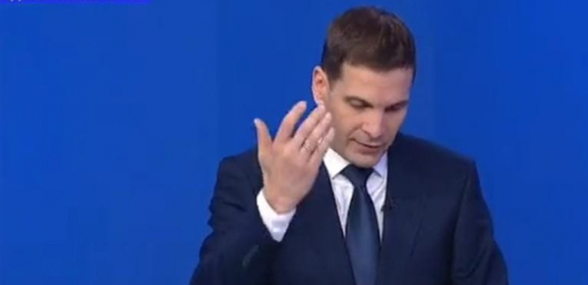 ZGRAŽAVAJU SE NAD "MEDIJSKIM PROSTAKLUKOM": Evo kakve su vulgarnosti oni emitovali u udarnom terminu na javnom servisu (VIDEO)