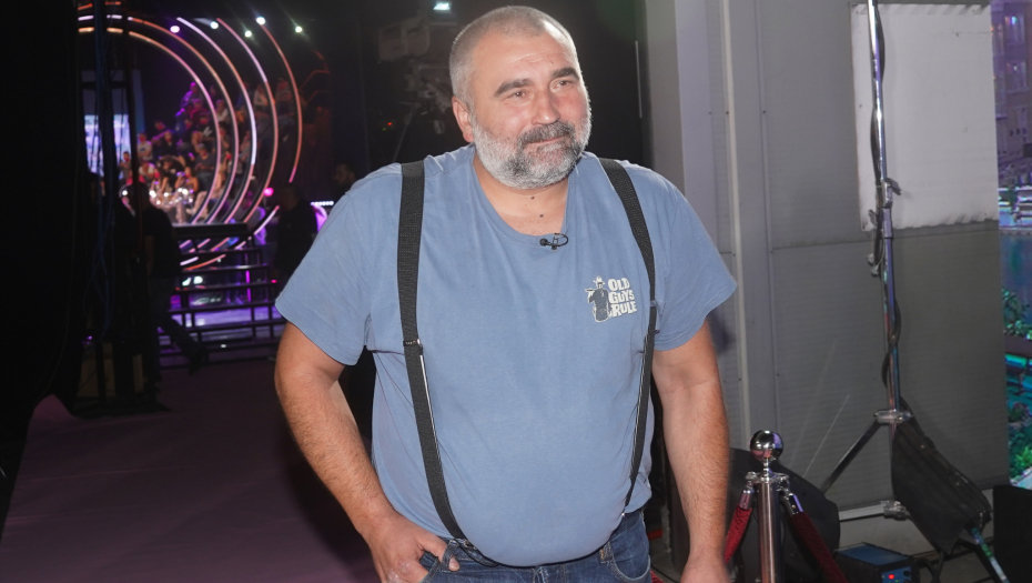 U NJU ULOŽIO SAV ZARAĐEN NOVAC IZ RIJALITIJA! Evo kako izgleda kuća Mikija Đuričića, luksuz na sve strane