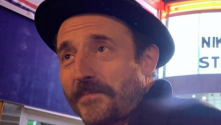 NIKOLA ĐURIČKO NE ŽELI DA SE VRATI U SRBIJU! Glumac doneo definitivnu odluku, evo šta se desilo