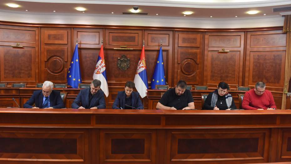 Potpisan sporazum o obustavi protesta u JP Pošte Srbije