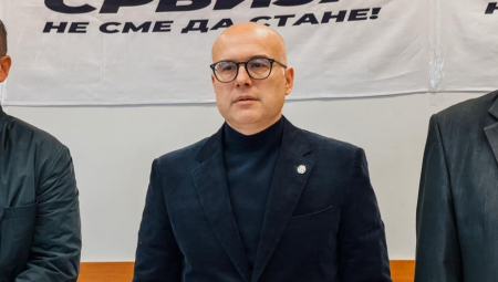 SRBIJA SE NIКADA NE PREDAJE I NE STAJE Ministar Vučević: "17. decembra čeka nas veliki ispit"
