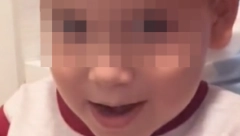 "BOŽE KAKO SAM LEEP" Svi će poželeti da imaju samopouzdanje ovog lepotana, pogledajte tu slatkoću!