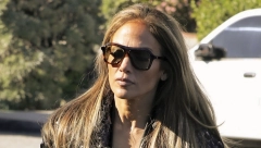 NJEN KAPUT ŽELIMO U SVOM ORMARU Dženifer Lopez u moćnom izdanju, sa pravom je nazivaju modnom ikonom