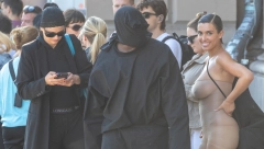 U TAJNOSTI OTIŠLA KOD RODITELJA Prvi put Bjanka Sensori, supruga Kanjea Vesta, uslikana bez njega, evo kako se ponašala