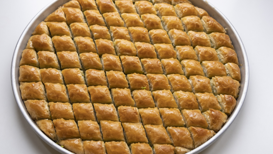 DANAS JE DAN TURSKE BAKLAVE Prava je prilika da ugodite sebi i ukućanima i poslužite ovaj specijalitet
