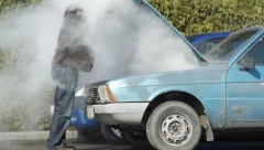 VOZAČ IZ NIŠA JE IMAO SREĆE Ne zanemarujte ovo upozorenje na kontrolnoj tabli automobila