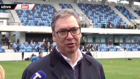 NOVIH 500.000 VAUČERA ZA PENZIONERE Predsednik Vučić najavio sjajnu vest, evo kada će moći da se preuzmu