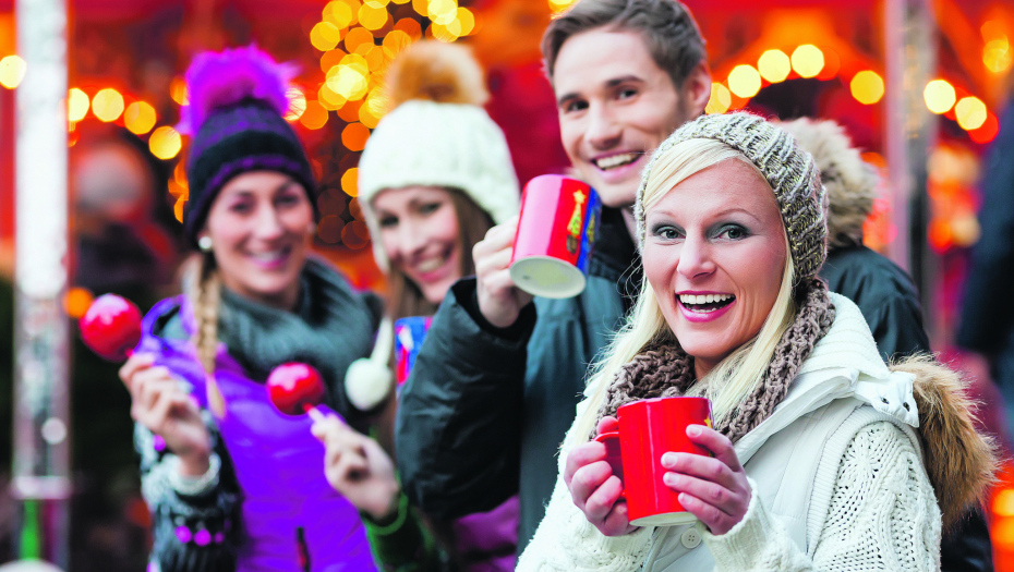 ZIMSKA IDILA Božićni sajmovi u Evropi prilika za mali ali čarobni odmor: Lampice, zvončiči, kuvano vino i kobasice