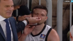 CRNO-BELI U PROBLEMU Partizan gubi u "Stožicama", Avramović napustio parket sa krvavim nosem