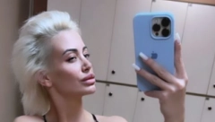 HIPNOTISALA SVE SVOJIM VRELIM IZDANJEM! Skinula se Dušica Jakovljević, pa usijala društvene mreže, komentari samo pljušte