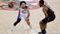 PARTIZANU OLAKŠAN POSAO Najbolji igrač Efesa ne igra protiv crno-belih, mora na operaciju