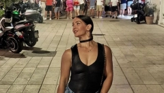 SRPSKA GLUMICA POTPUNO GOLA Objavila fotografiju javno, na njoj samo bokserske rukavice, a opis će uzdrmati region!