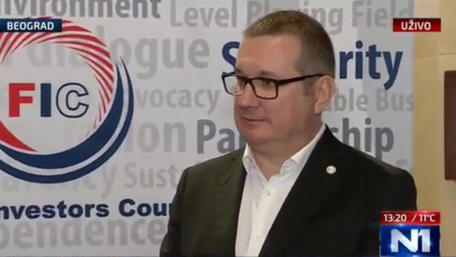 DAJTE ŽAKLINI ŠEĆERA I VODE Investitori na sva zvona hvale Srbiju preko N1 (VIDEO)