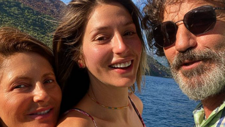 BRANKA PUJIĆ NE KRIJE EMOCIJE Oglasila se nakon Anđelinog porođaja: Presrećni smo!