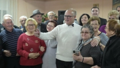 VESIĆ I TOMAŠEVIĆ: Glas za listu "Aleksandar Vučić – Srbija ne sme da stane" je glas za veće penzije i dalji razvoj zemlje (FOTO)