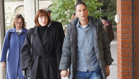 GLUMICA MILENA POTPUNO PROMENILA LIČNI OPIS Kada je stigla na suđenje Miki Aleksiću, niko je nije prepoznao! (FOTO)
