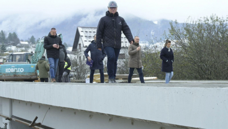 NOVA VAROŠ, PRIBOJ I PRIJEPOLJE NEĆE OSTATI „SLEPO CREVO“ Vesić: Povezaćemo ceo kraj na autoput