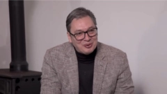 HIJENE SU HIJENE, ALI LAV JE LAV Nezavisni novinar zapalio mreže: Ovako opozicija napada Vučića (FOTO)