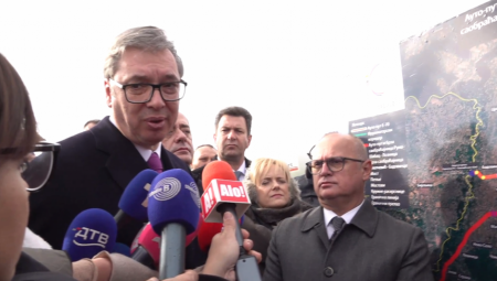 "NJIHOVA POLITIKA PREMA KiM JE IZUZETNO LOŠA" Predsednik za Alo! komentarisao raspravu opozicije oko srpske pokrajine