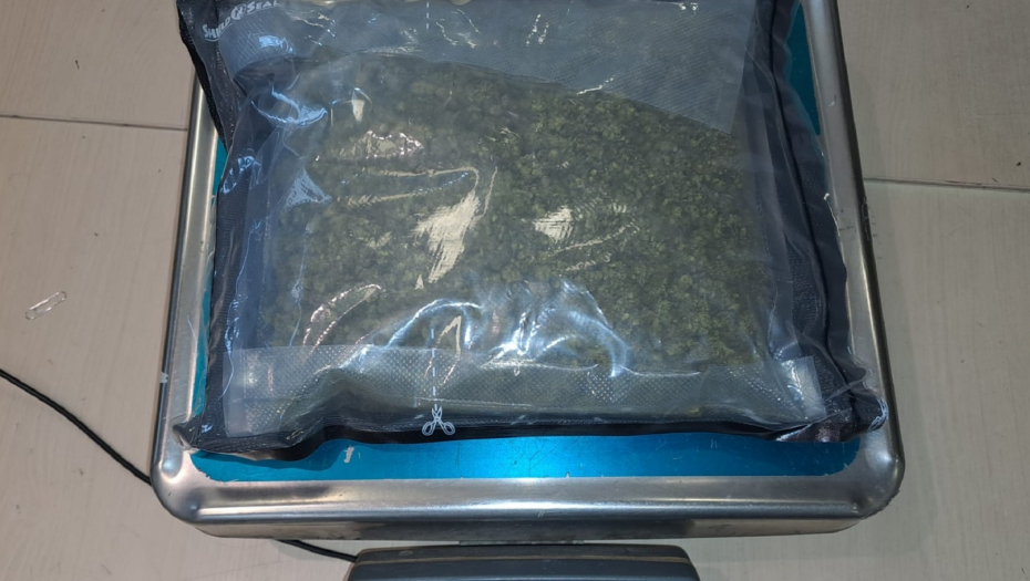 SRPSKI CARINICI UMESTO 2 DUKSERICE NAŠLI DROGU Evo kome je bila namenjena