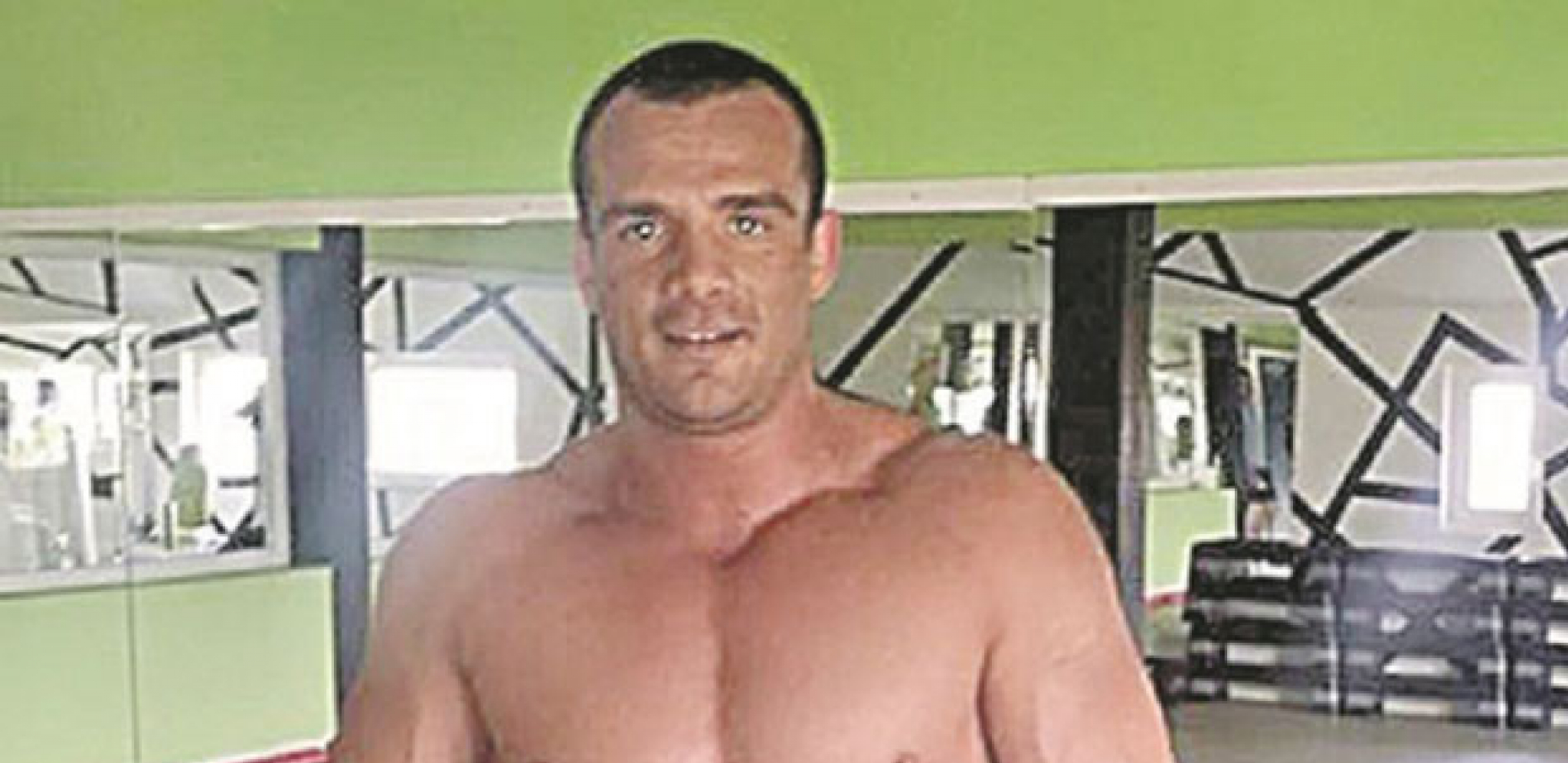 UPUCAN ZA ŠANKOM PRED GOSTIMA LOKALA Ubica sprečio Luku Radulovića da oda narko-bosa od kojeg je nabavljao drogu za džet-set?