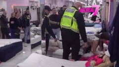 MILJANA NAPRAVILA KARAMBOL Obezbeđenje uletelo munjevitom brzinom, niko nije mogao da je obuzda!