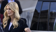 IVANKA TRAMP U TERETANI BUKVALNO PUCA OD SNAGE  Najmoćnija žena Amerike se ne libi teških tegova zbog kojih ima tako savršenu figuru