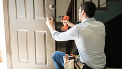 POBEDIO POROKE I POSTAO MAJSTOR Droga mu umalo uništila život, a onda ga je odlazak u stolarsku radionicu podigao SA DNA