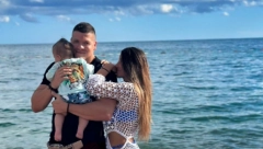 SVI NA NOGAMA U DOMU SLOBE RADANOVIĆA! Jelena ne može da sakrije sreću, u pitanju je njihov sin Damjan