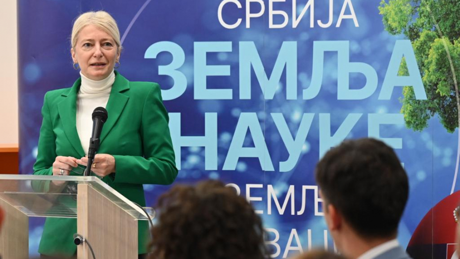 JELENA BEGOVIĆ U KRUŠEVCU Ministarka nauke, tehnološkog razvoja i inovacija u Biznis Inkubator Centru