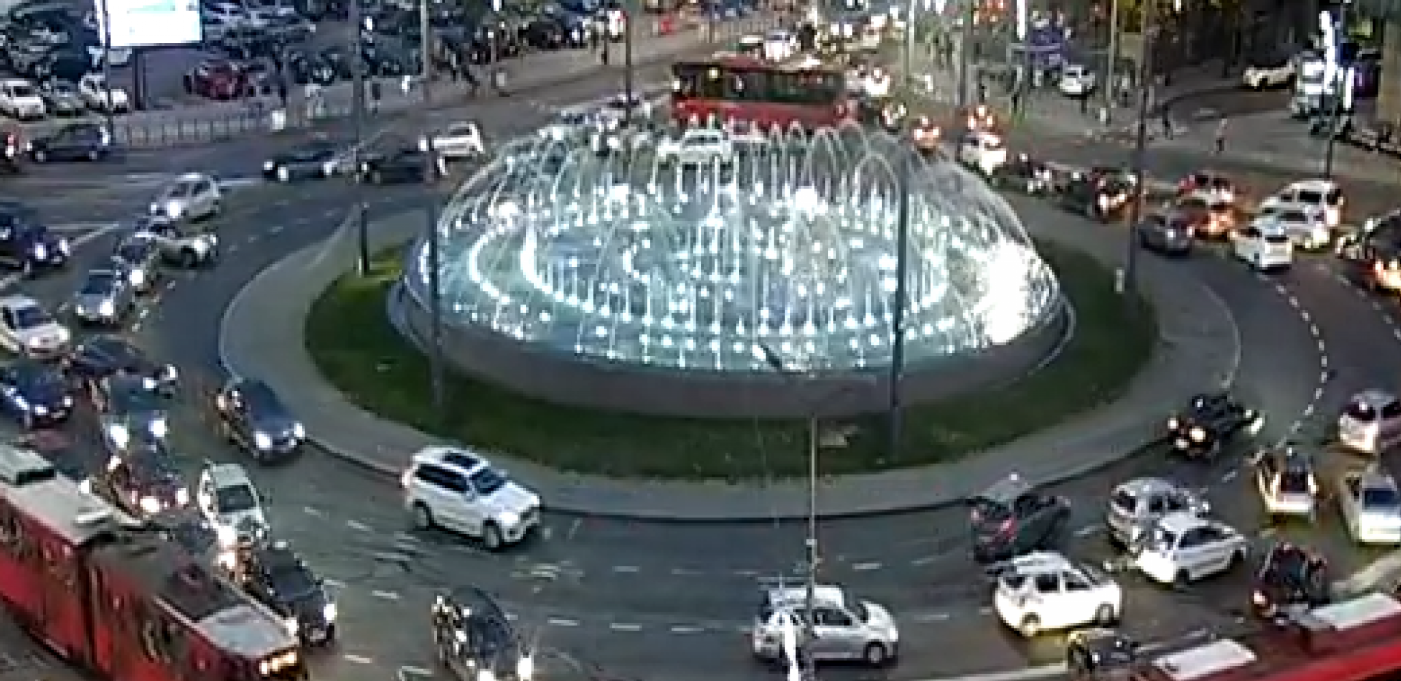 KOLAPS U CENTRU GRADA Gužve na sve strane (VIDEO)