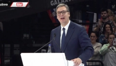 VUČIĆ POMENUO TEŽAK ŽIVOT PORODICE VLAJOVIĆ "Moramo da pričamo sa običnim čovekom, da čujemo svakoga"