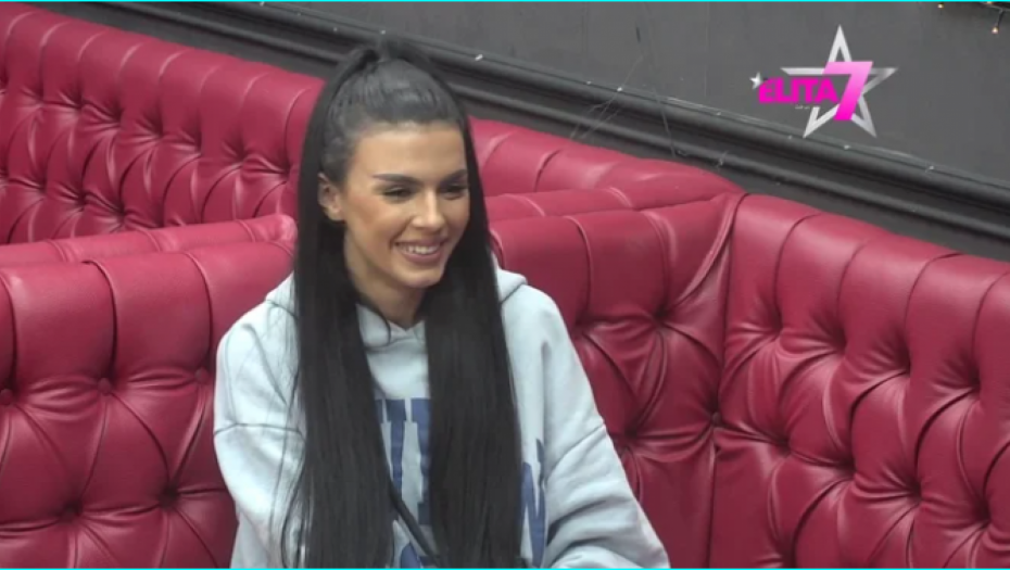 ANITA POSTAJE VODITELJKA Potvrđeno u programu uživo, evo kako je Stanojlovićeva reagovala!