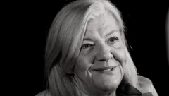 KUPOVALA JE OD MENE ZA 800, A PRODAVALA ZA 3.000 EVRA: Velika ispovest devojke koja je prodavala tekstove Marini Tucaković