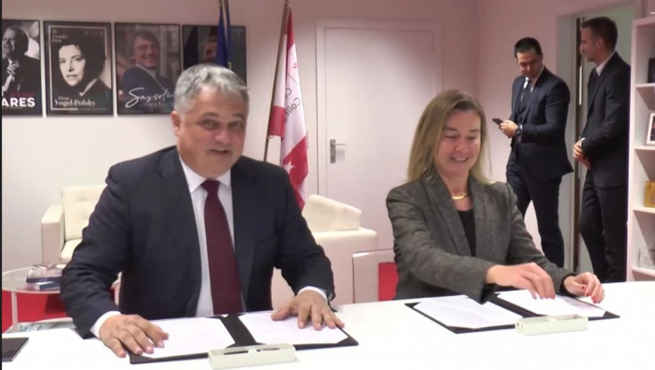 SRPSKI I EVROPSKI Mogerini: Veliko hvala Telekomu Srbija!