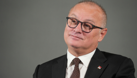 VESIĆ: Dan žena nije samo cvet, već podsećanje šta još možemo da učinim za žene