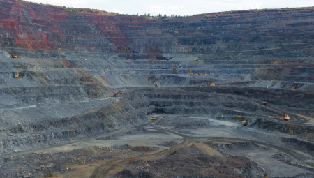 OBUSTAVLJENA POTRAGA, 13 RUDARA OSTALO ZATRPANO Uhapšen direktor, preti mu kazna zatvora