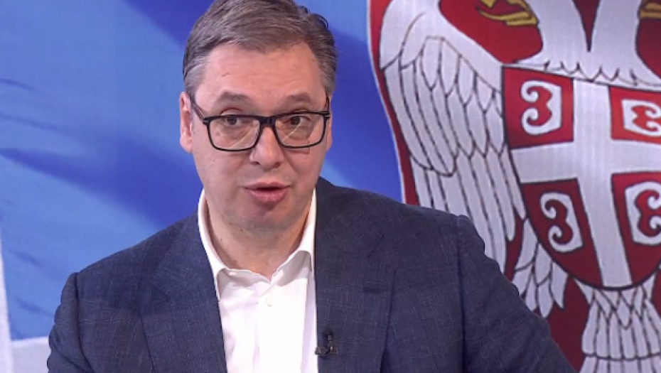 PLATE U DECEMBRU OD 820 DO 830 EVRA Vučić najavio i novi rast