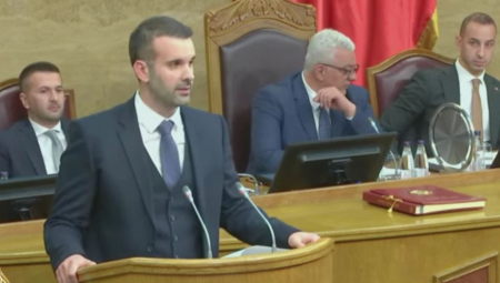 SPAJIĆ NAPUSTIO KONFERENCIJU! Morao na HITAN sastanak sa VARHELJIJEM: Crna Gora se našla u ozbiljnoj situaciji!