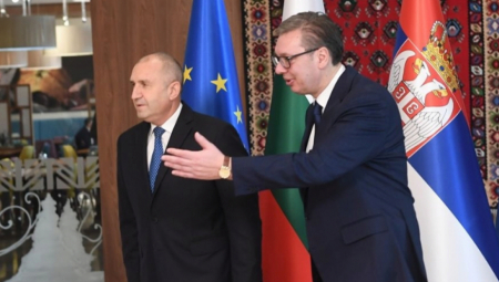 VUČIĆ SE SASTAO SA RADEVIM Srdačan doček i izuzetan povod za ponovni susret (FOTO)