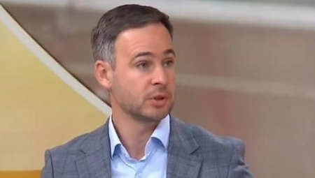 ALEKSIĆ JEDVA ZAVRŠIO SREDNJU ŠKOLU A NAPADA SRPSKE AKADEMIKE, PROFESORE I DOKTORE! (VIDEO)