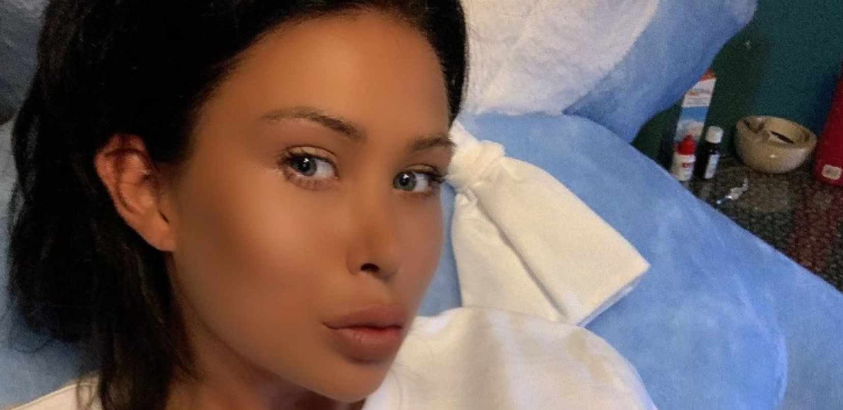 BIVŠA RIJALITI UČESNICA ZAVRŠILA U BOLNICI Fanovi zabrinuti, ona objavila sliku i šokirala sve