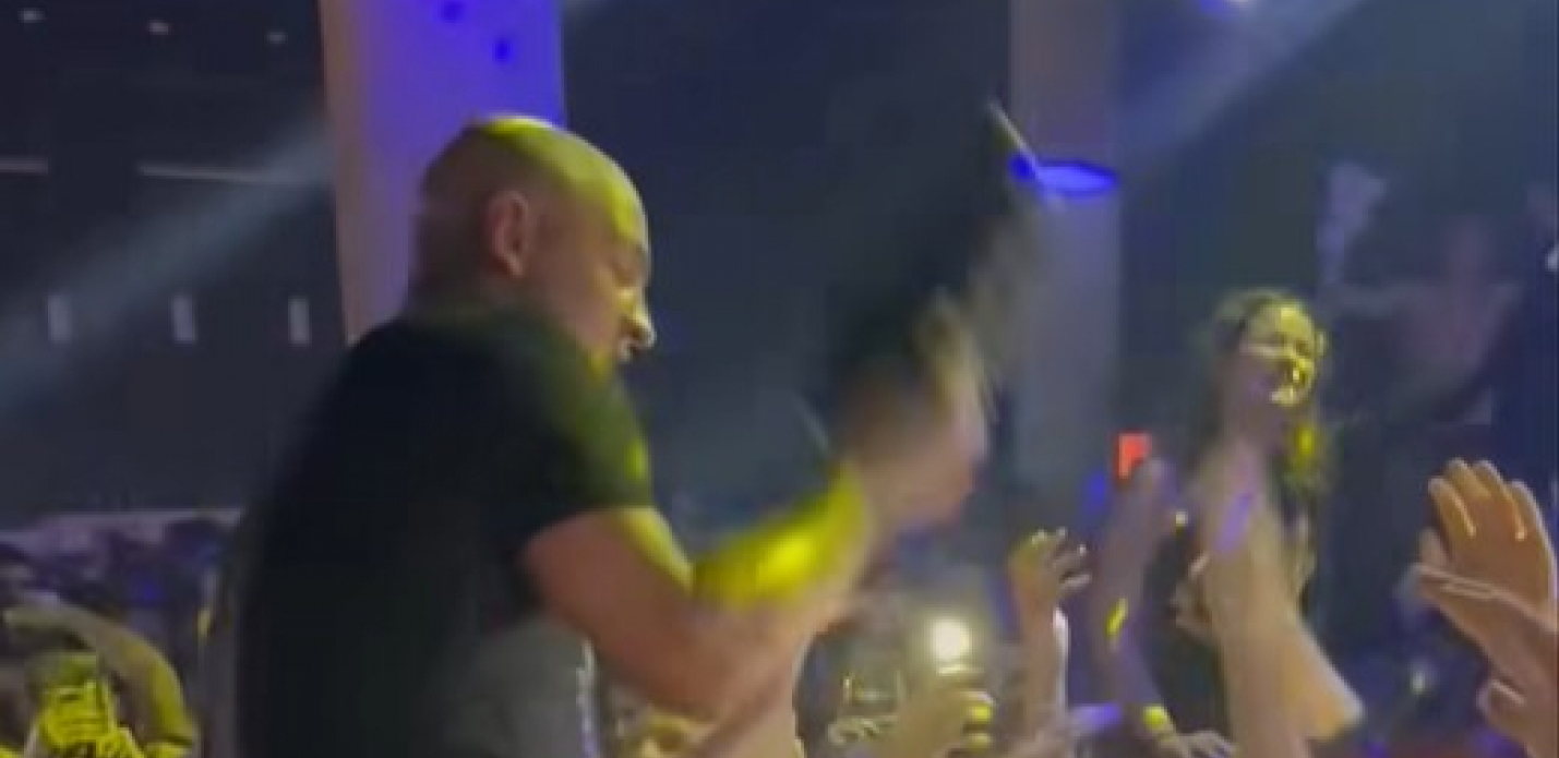 NESTVARNE SCENE IZ RIJEKE Desingerica lupao Hrvate patikom po glavi, napravio totalni haos