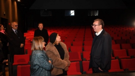 VUČIĆ OBIŠAO SCENU "BOJAN STUPICA" Renoviramo prestižni Teatar (VIDEO)