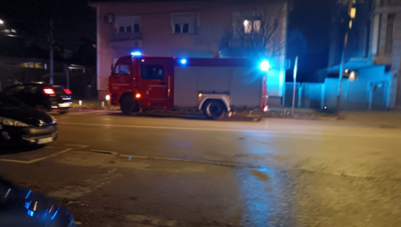 POŽAR U ZRENJANINU Vatrena stihija guta objekat